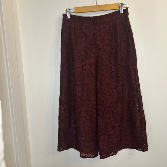 ZARA  Floral Lace Culottes Trousers Pants High Waist Cropped Maroon Burgundy - Picture 3 of 13
